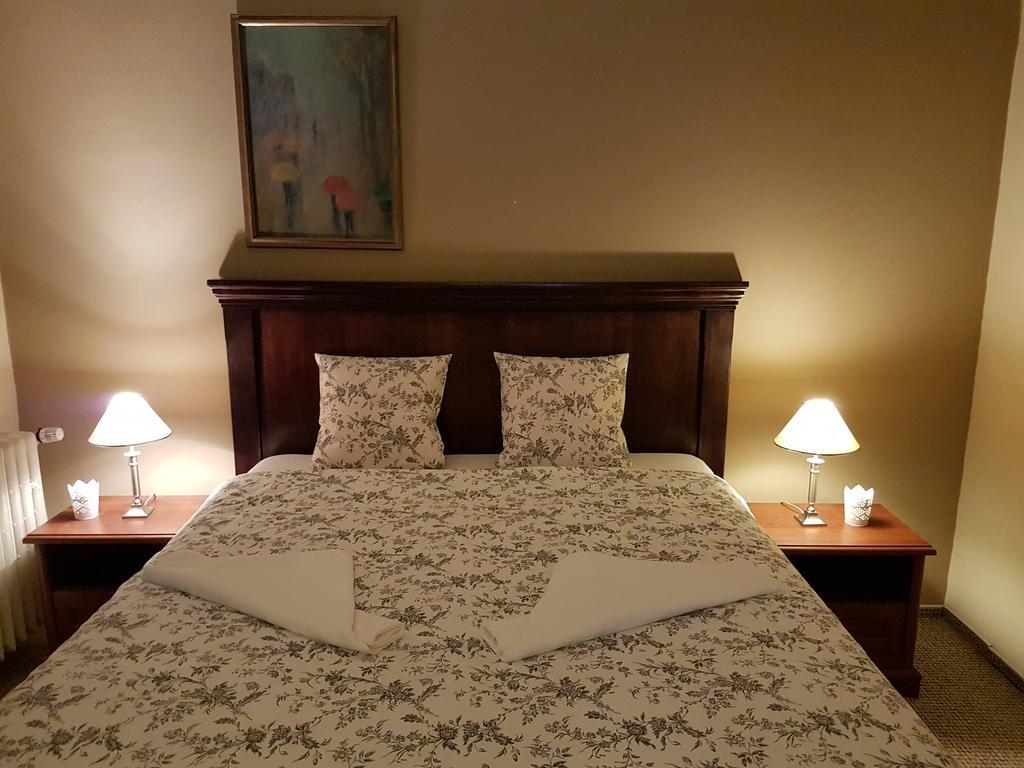 Siesta Rodinny Resort Παρντούμπιτσε Εξωτερικό φωτογραφία