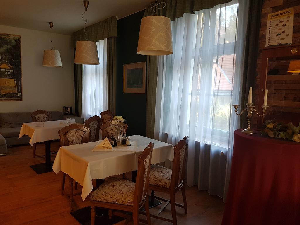 Siesta Rodinny Resort Παρντούμπιτσε Εξωτερικό φωτογραφία